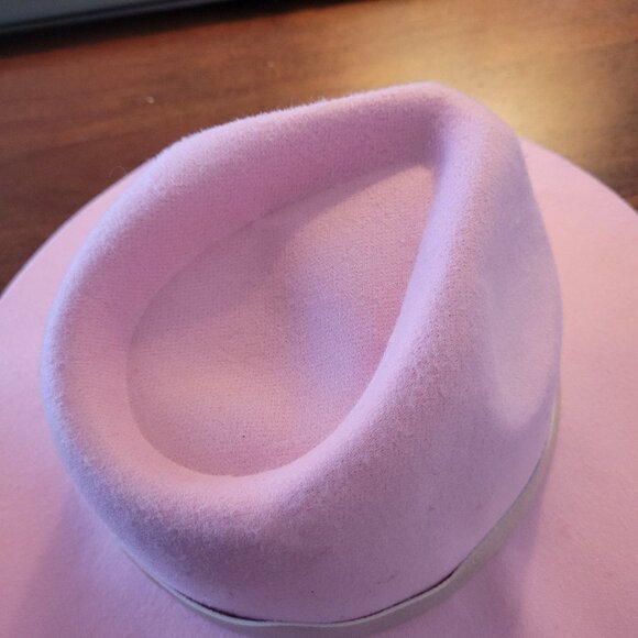 Lady Gaga Joanne World Tour Official Concert Merchandise Iconic Pink Fedora Hat. - Picture 6 of 8